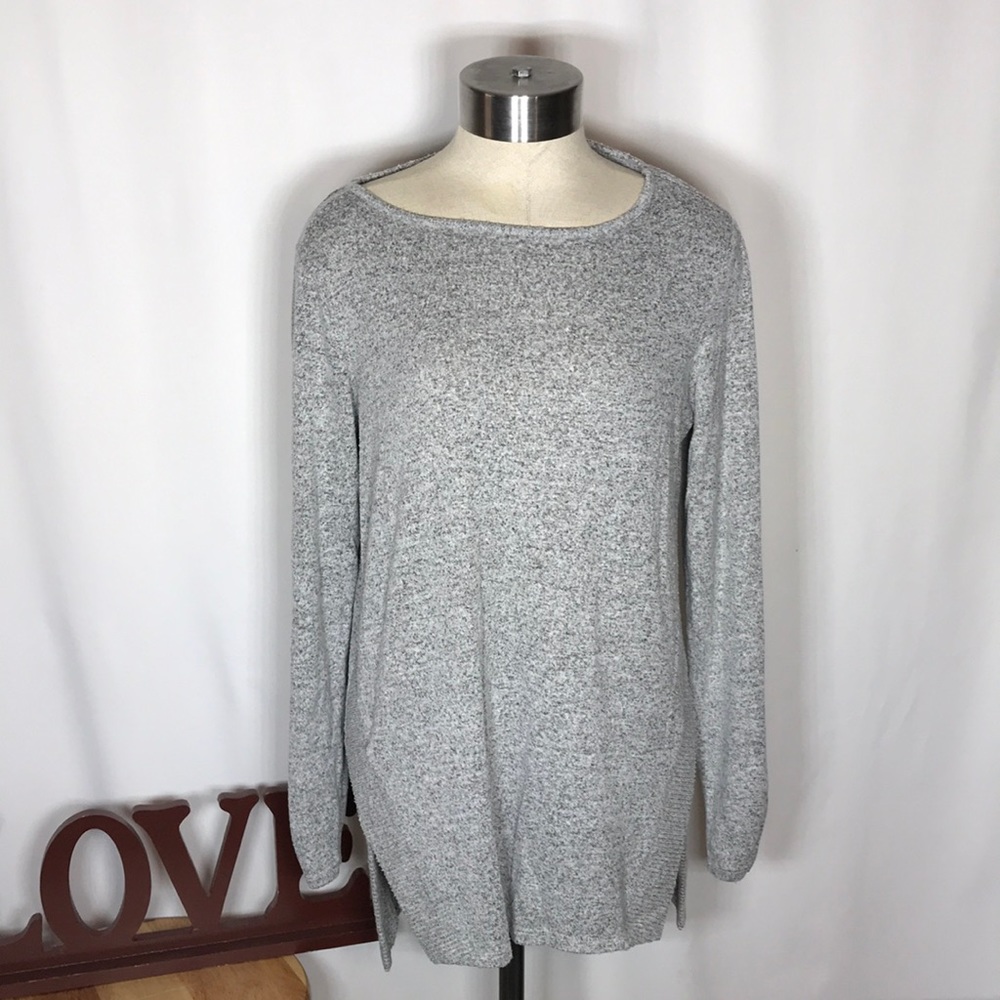 Long sleeve grey medium sweater